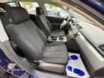 Volkswagen Passat 1.6 FSI Highline - 14