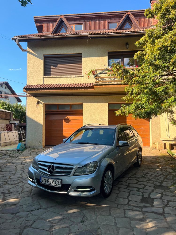 Mercedes-Benz C W204 [2007 - 2015] 200 CDI DPF (BlueEFFICIENCY) 7G-TRONIC Avantgarde 2011