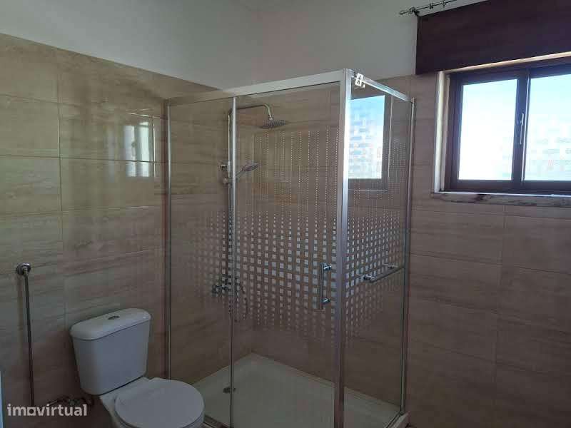 Apartamento T5 DUPLEX Venda-19