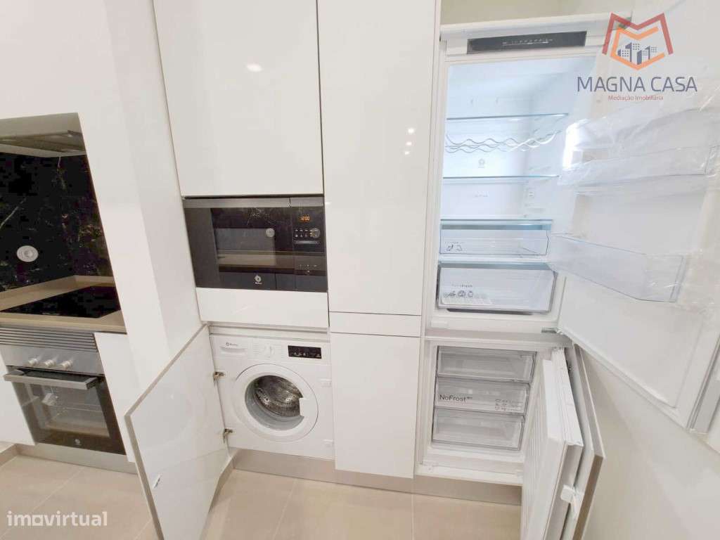 Apartamento T3 para venda na General Roçadas, Penha de França em Li... - Grande imagem: 4/52