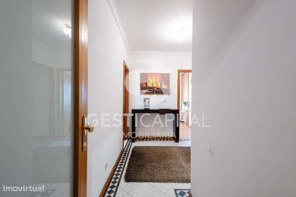 Apartamento T3 com lugar de garagem em Tuías, Marco de Canaveses-13