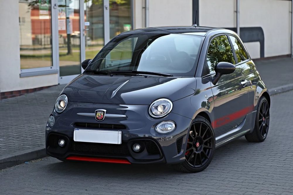 Abarth 695 2017