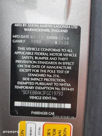 Aston Martin V8 Vantage - 12