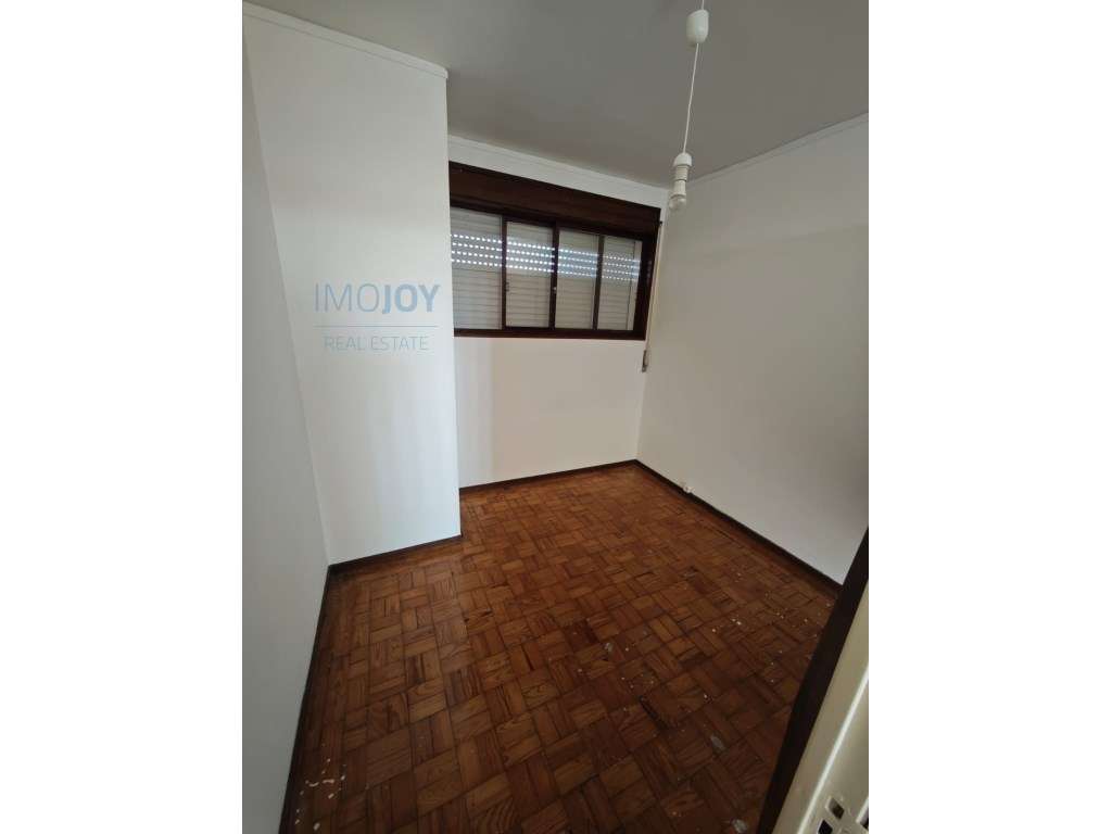 Simpático Apartamento T0 para Arrendamento no Bonfim - Grande imagem: 5/15