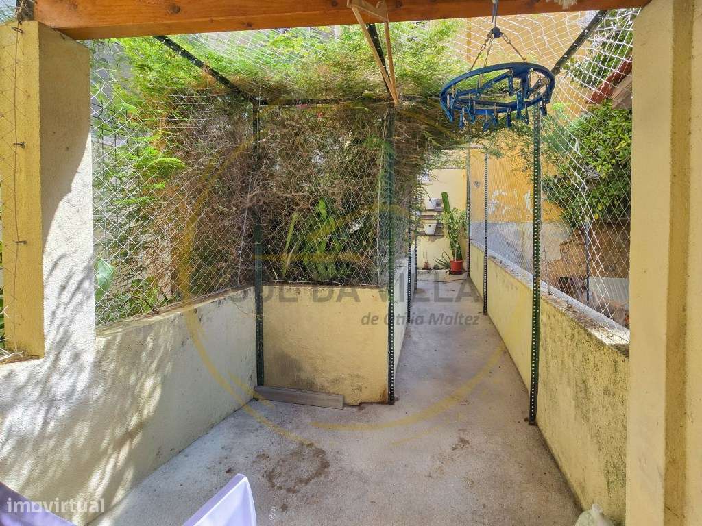 Apartamento T3 Cova da Piedade rés do chão e logradouro - 285.000€-5