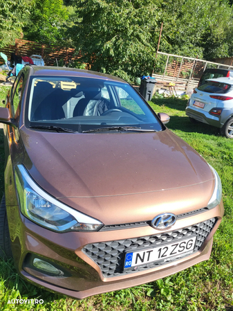 Hyundai i20 1.25 84CP M/T Comfort - 3