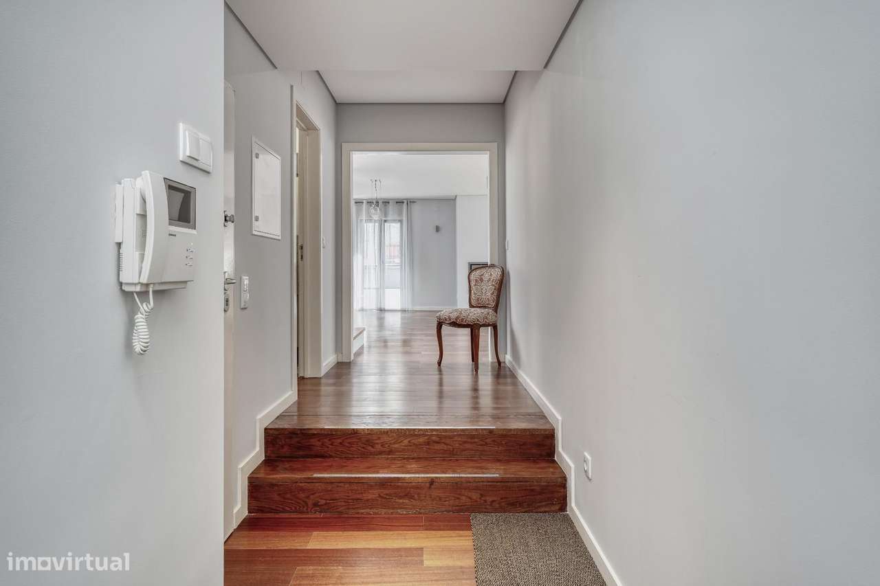 Apartamento de Luxo no Coração de Cascais | Rooftop com Vista Mar-28
