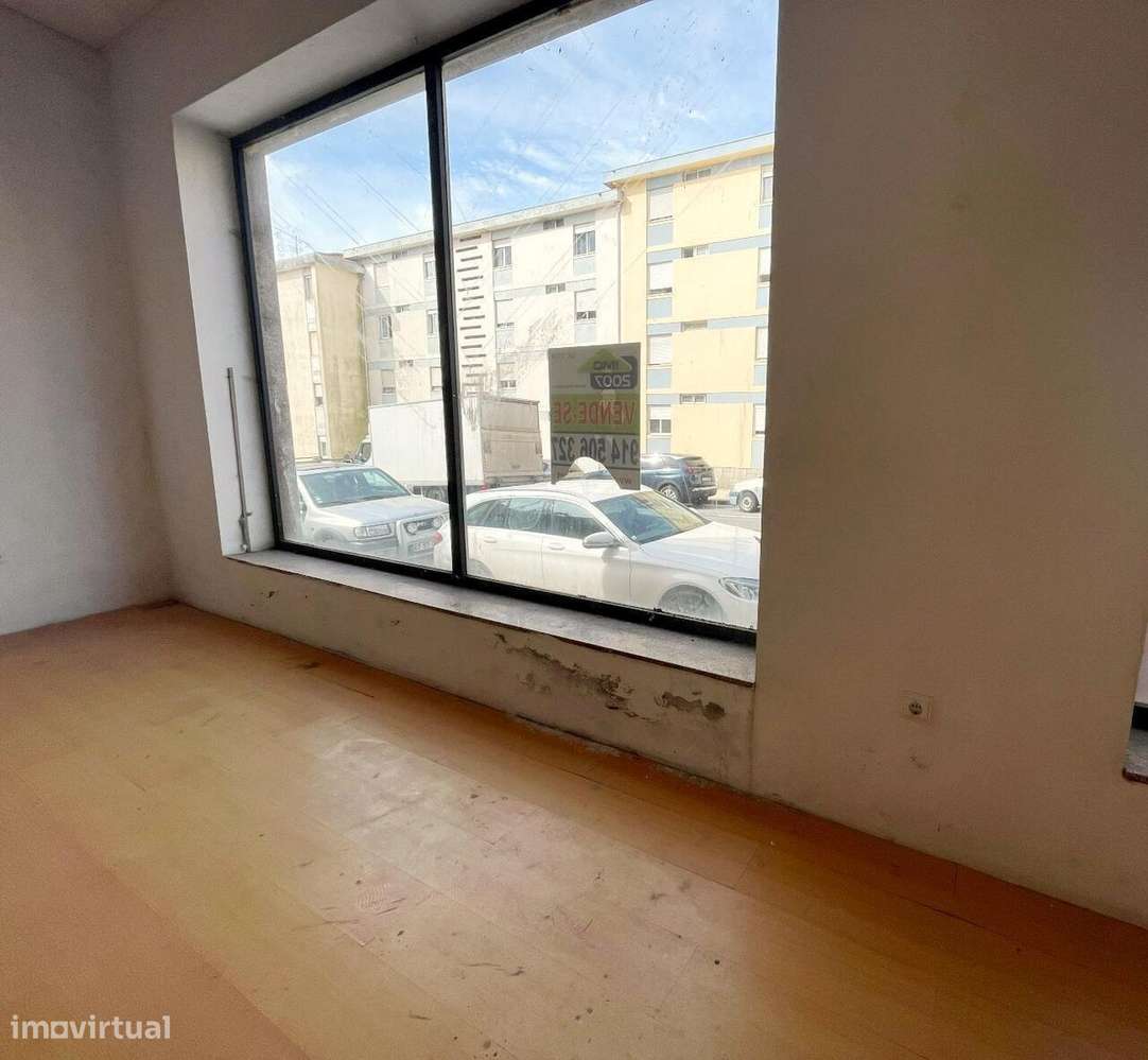 Imóvel Banco Loja no centro São João da Madeira - Grande imagem: 3/15