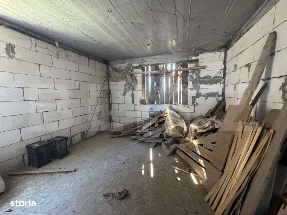 Casa la rosu P+M, Cernele (capatul lui 2), 420 mp teren, 149 mp utili - Imagine principală: 5/12