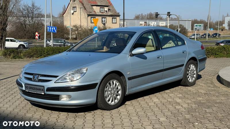 Peugeot 607 - 8