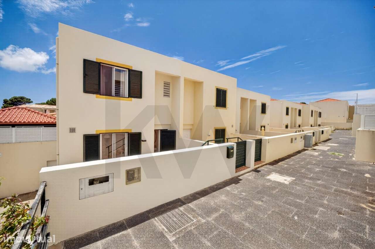 Moradia T2 Mobilada, Equipada e com Garagem | Pedras Pretas | Porto Sa-2