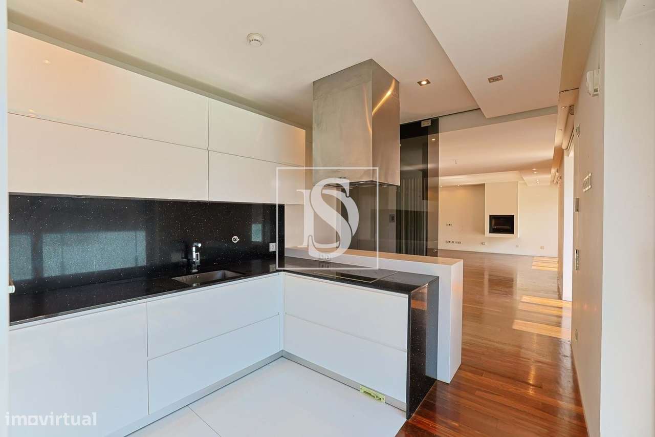 Apartamento c/ TERRAÇO no centro da cidade de BARCELOS!-12