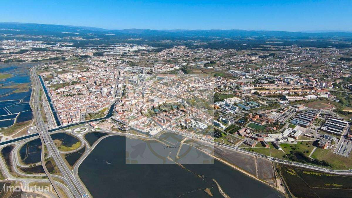 Apartamento T1+1 no Centro de Esgueira-21