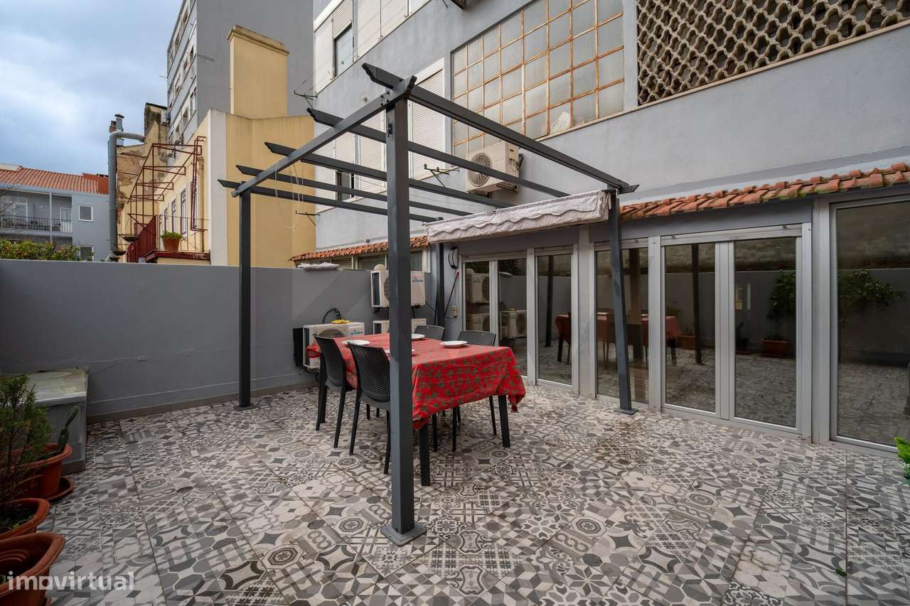 T3 | R. Almirante Reis | 1º andar com elevador | Terraço Privado - Grande imagem: 5/24