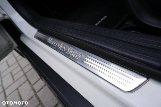 Mercedes-Benz GLA 200 - 14