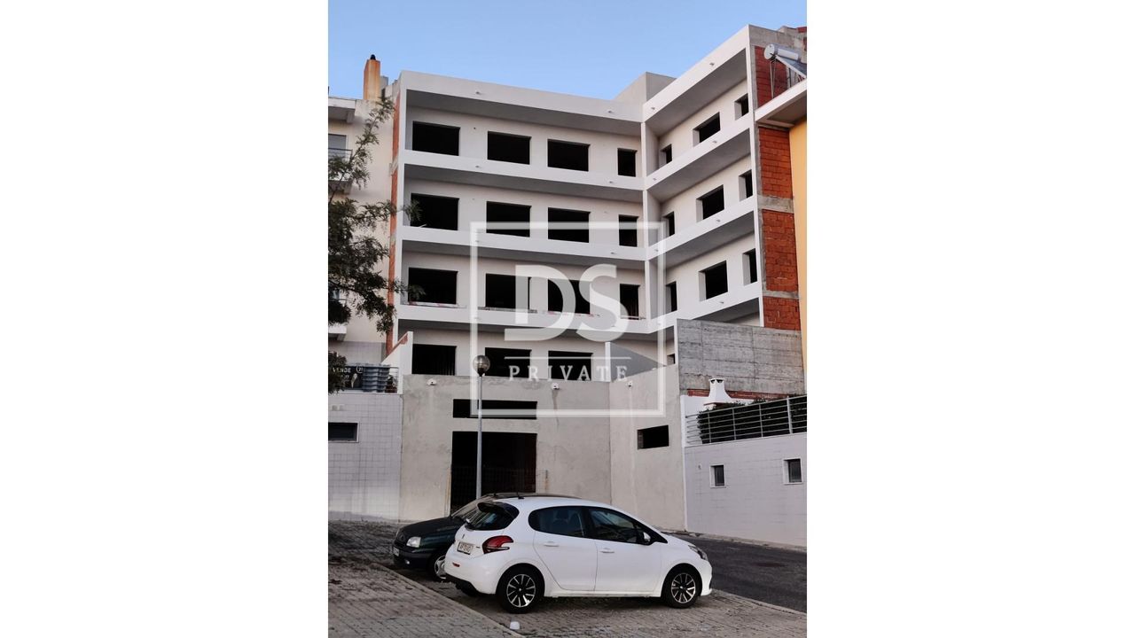 Apartamento T4 em Mafra