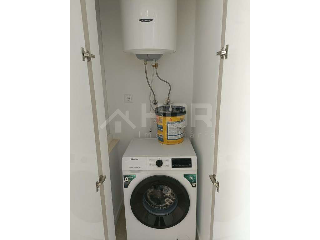 T3 | ENTRADA A ESTREAR | 2 CASAS DE BANHO | EXCELENTE LOCALIZAÇÃO-9