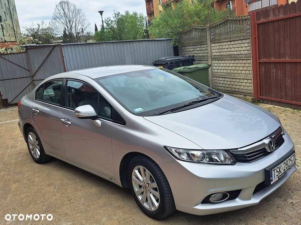 Honda Civic 1.8 Comfort - 1