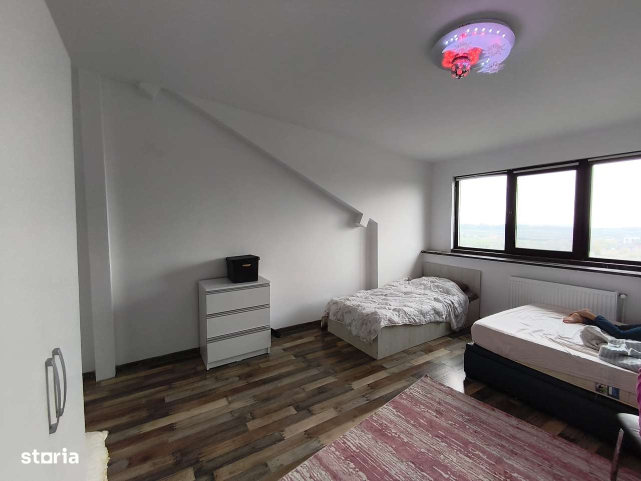 Apartament cu 5 camere-etaj intreg, 2 locuri parcare, 3 bai.-14