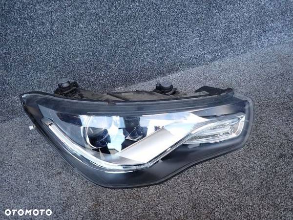 AUDI A1 XENON LED 10- reflektor prawy lampa prawa - 2