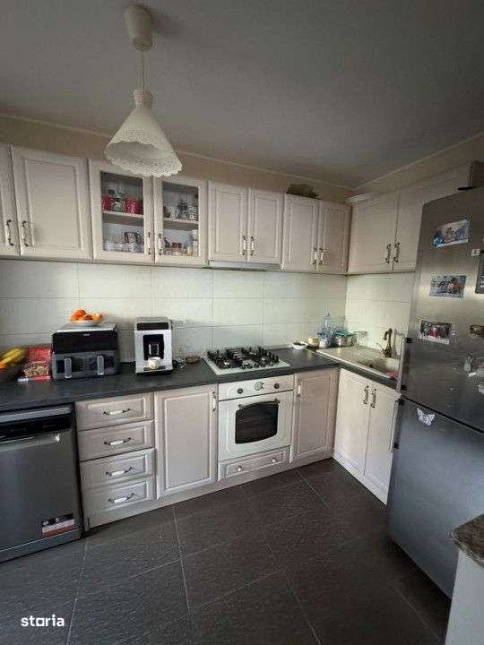 DE VANZARE | CASA 3 CAMERE | VALU LUI TRAIAN - Imagine principală: 4/7