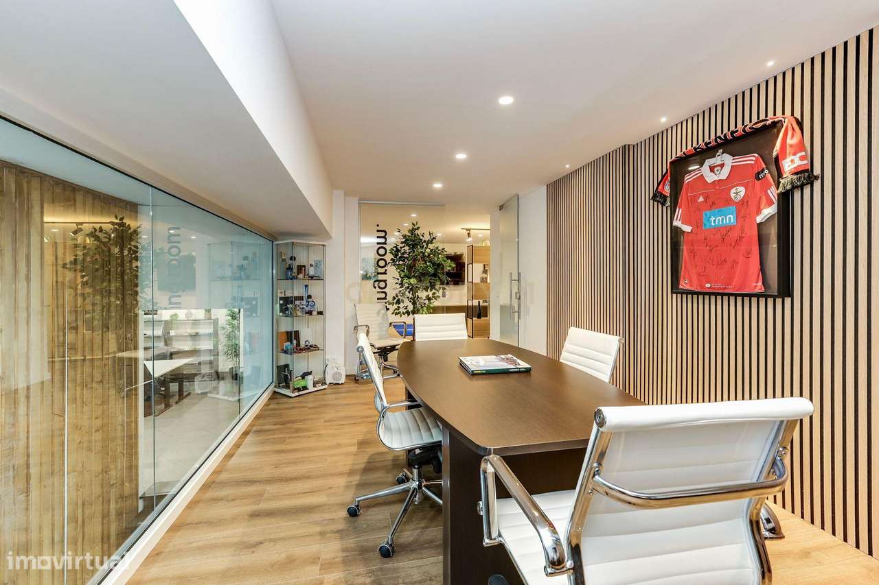 Loja em Benfica | Renovada | com estacionamento - Grande imagem: 3/24