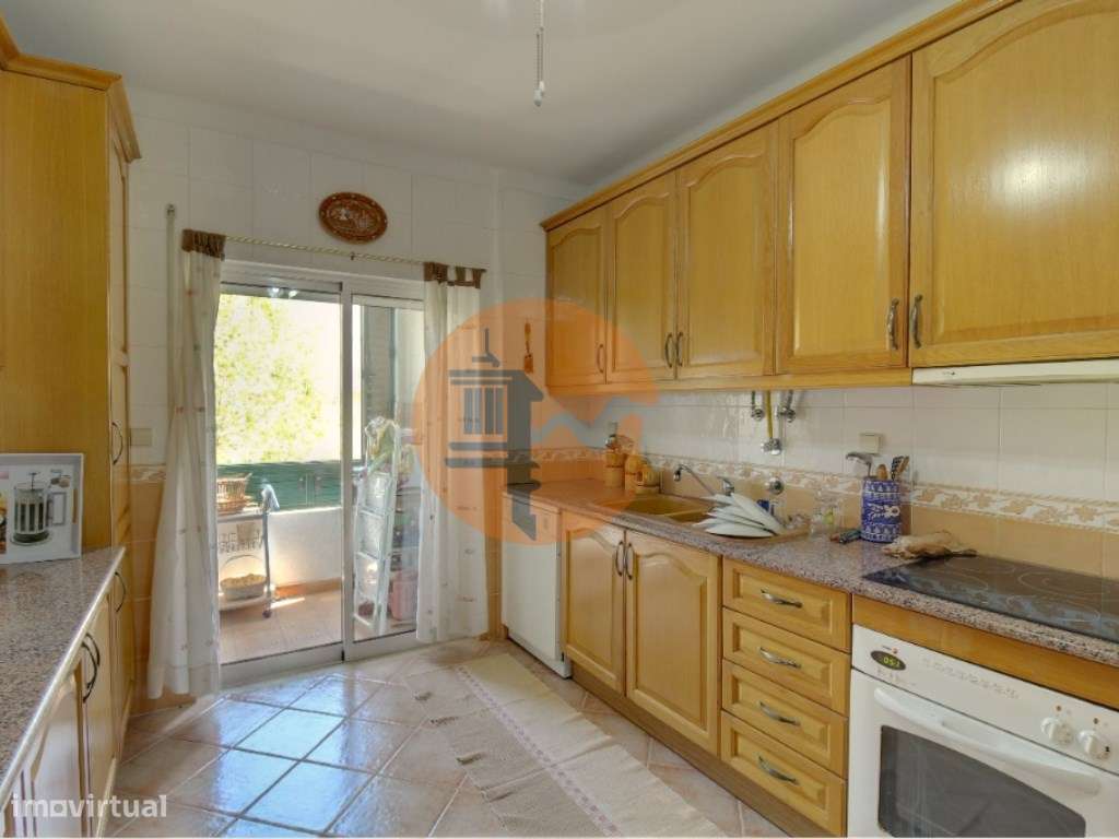 Apartamento T3 espaçoso no centro de Tavira com garagem box! - Grande imagem: 4/23