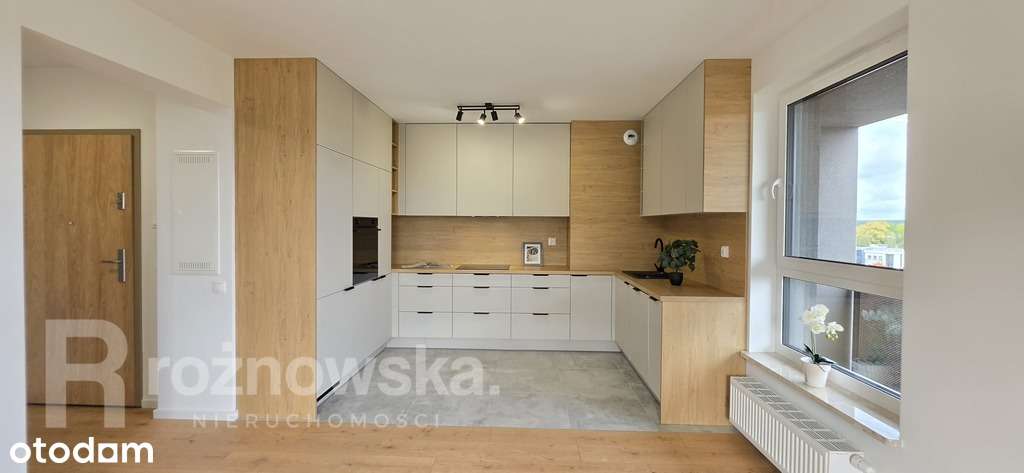Świeżo wykończone 2 pokoje | duża loggia | winda-1