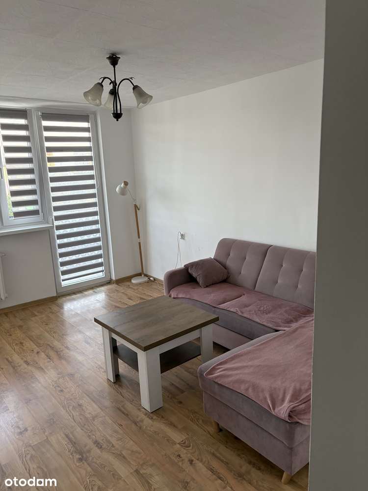 3 oddzielne pokoje + jasna kuchnia | Os. Millenium | Balkon z widokiem-2