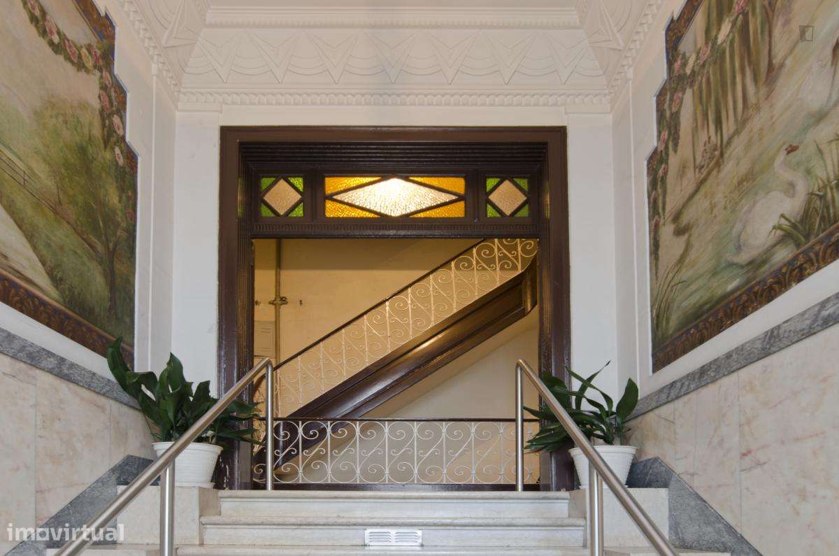 Quarto - localizado em Arroios Lisbon - Grande imagem: 4/10