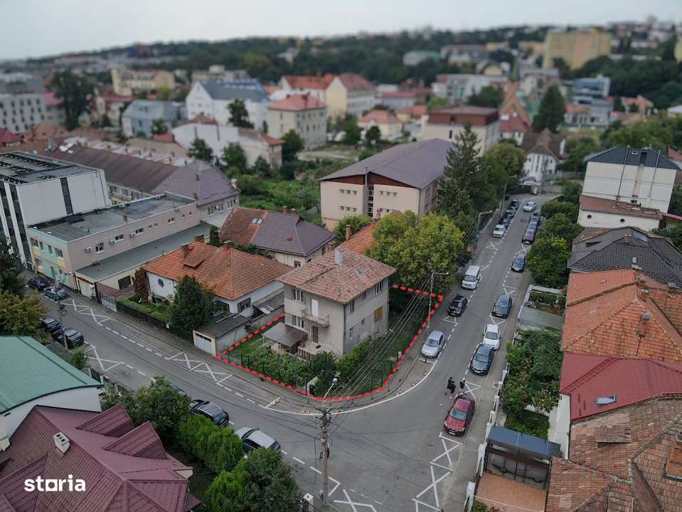 Oportunitate! Casa, 6 camere + curte, Parcul Central, Cluj-Napoca - Imagine principală: 2/19