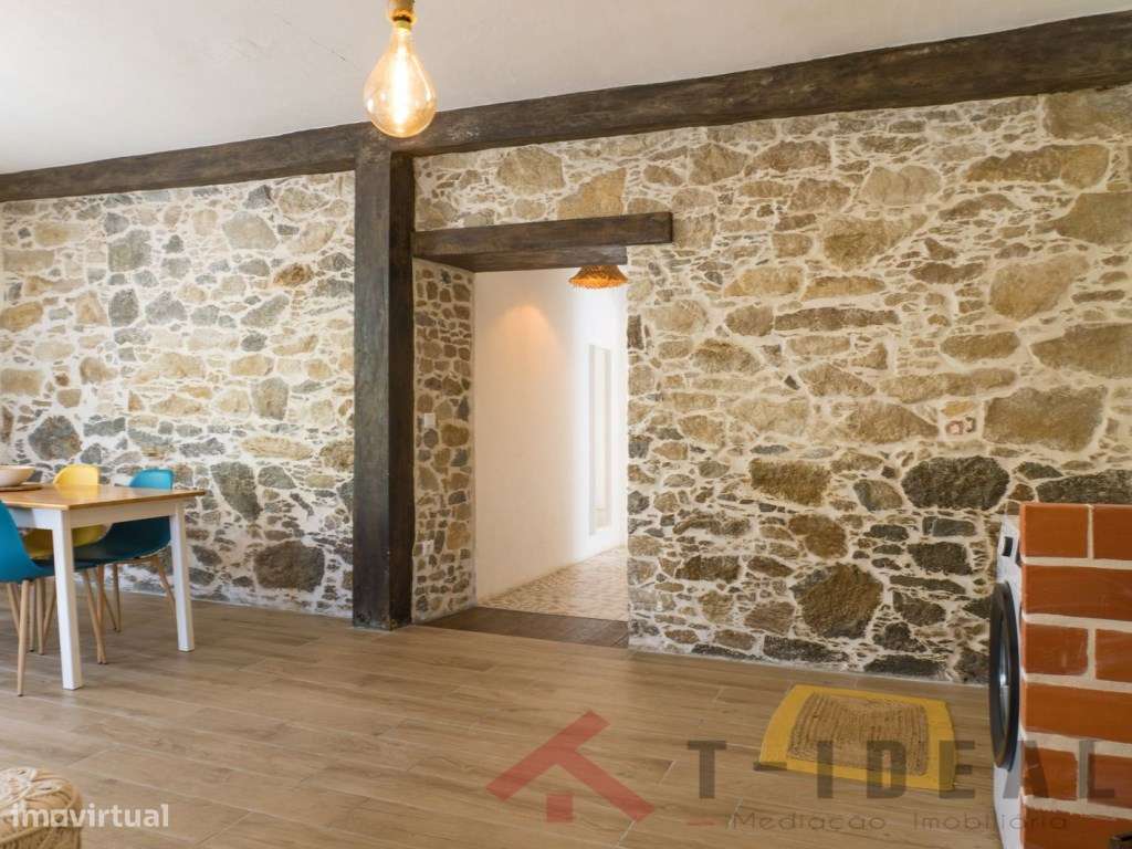 Moradia Renovada Perto Praias-6