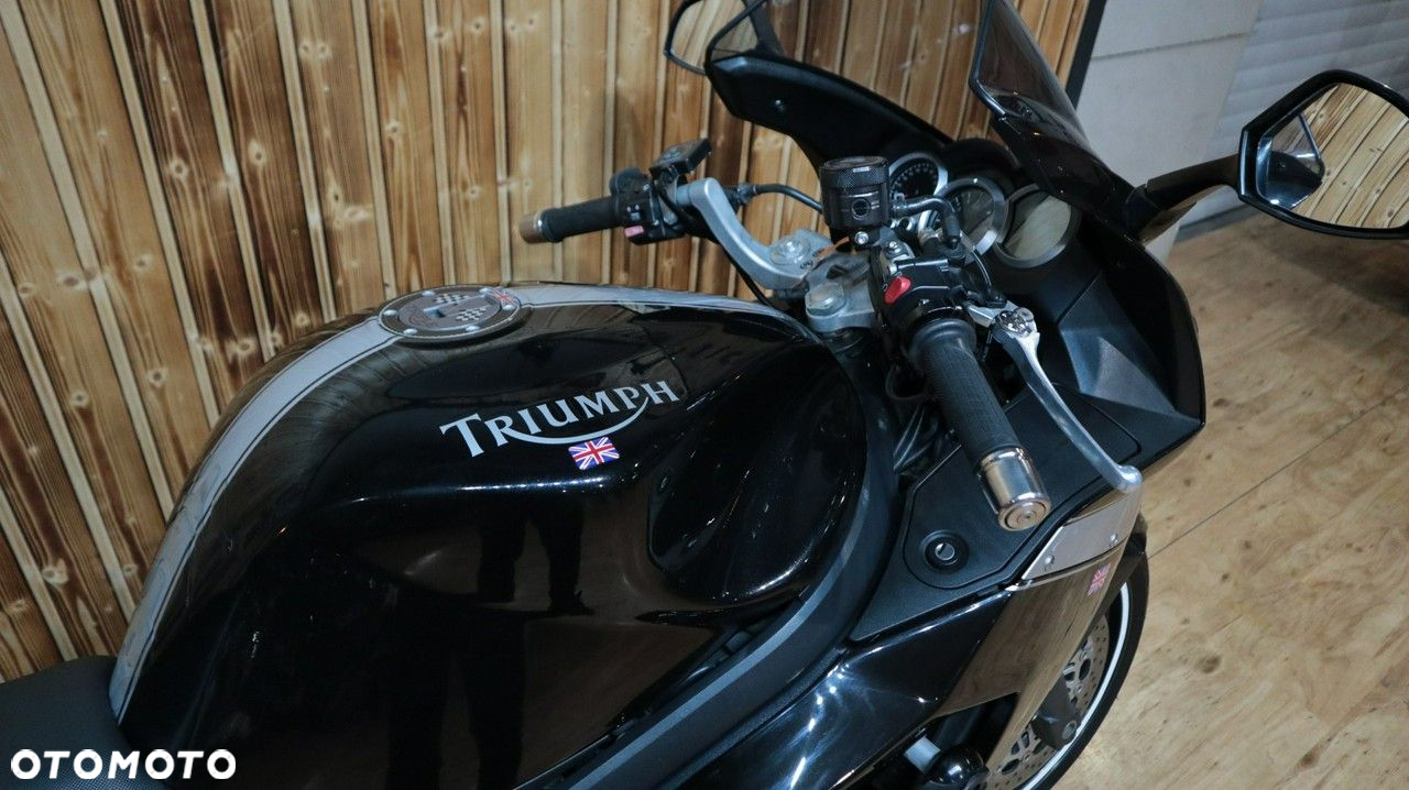 Triumph Sprint - 21