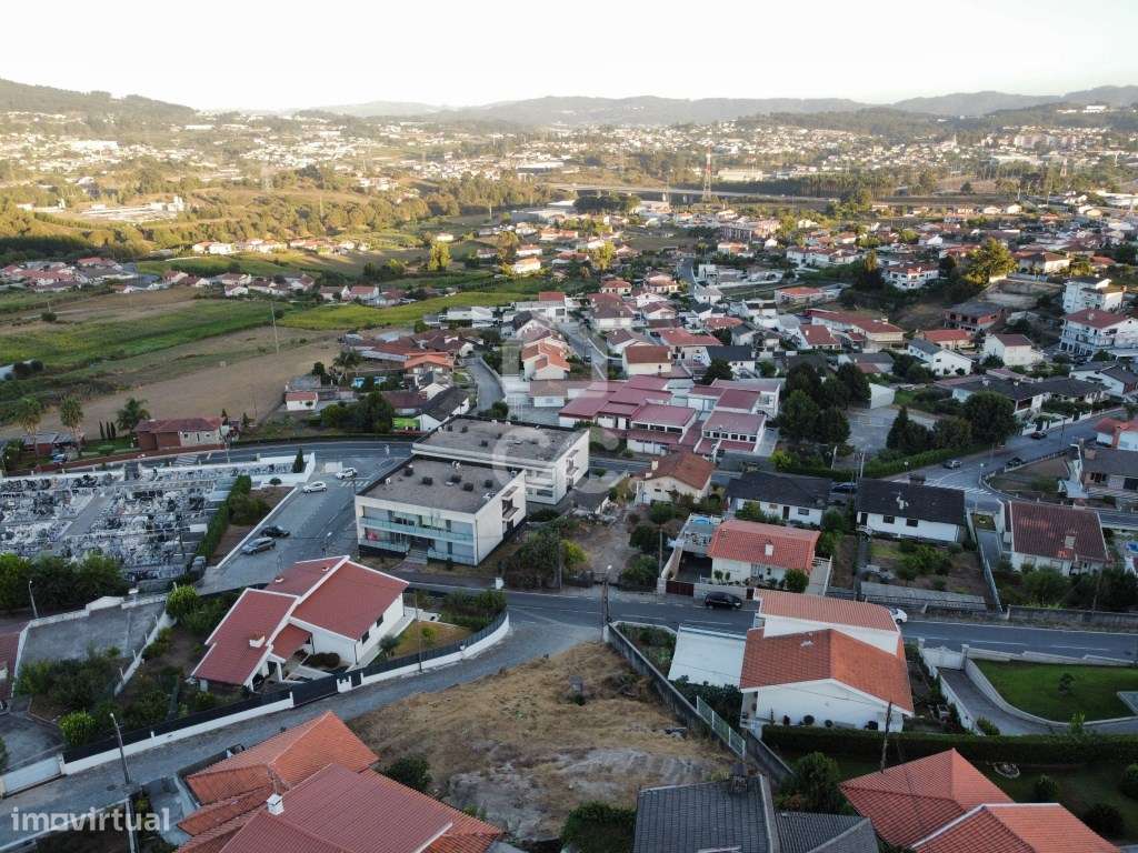 Terreno para Construção em Pedome - 696m² | Excelente Localização - Grande imagem: 4/35
