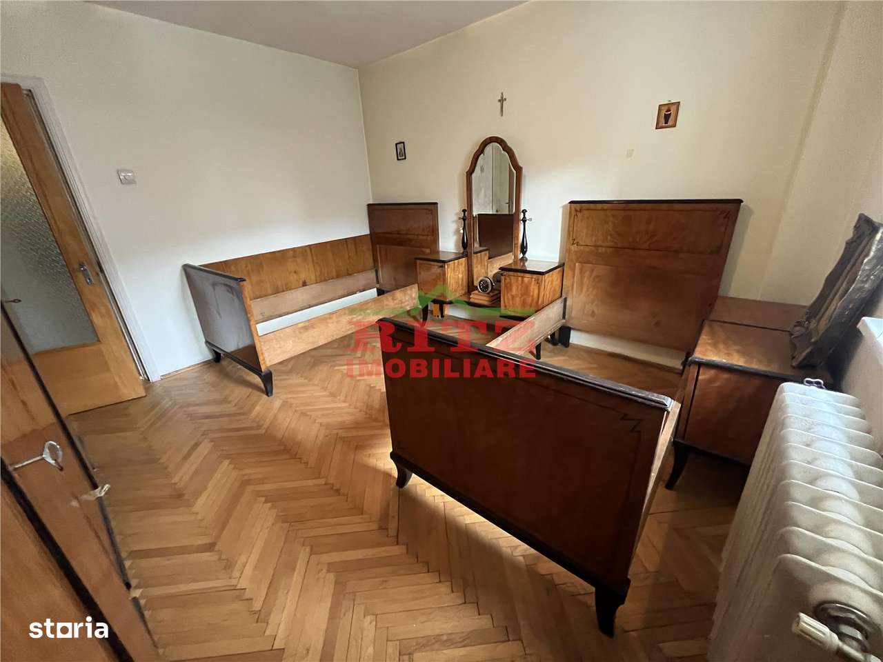 Nou! Ap. 3 cam., decom., et. 2, boxa, zona Scoala de Politie!-9