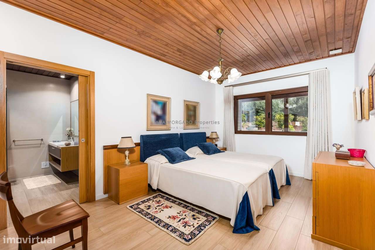 Moradia de Alto Padrão na Marinha Grande – Perto de Leiria e das Praia-28