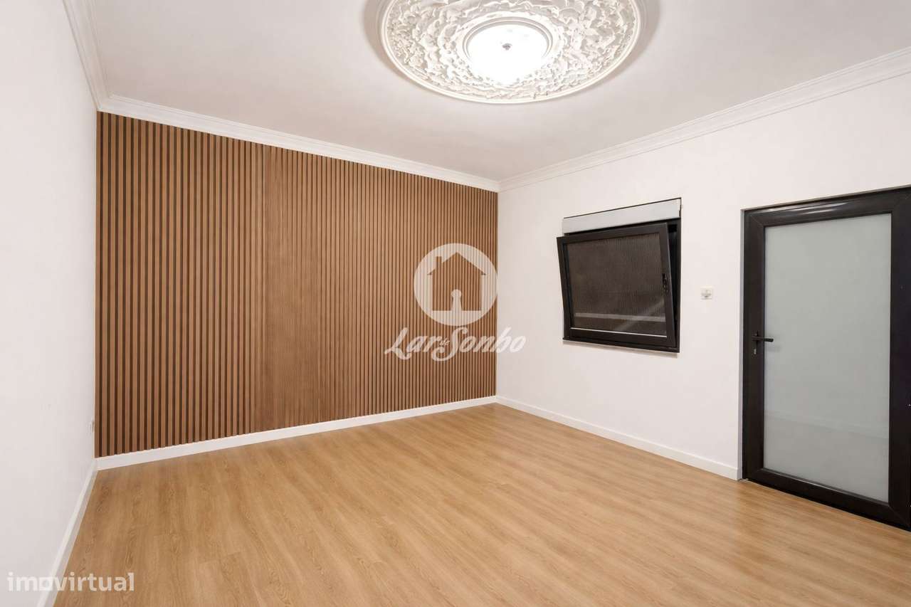 Apartamento T2+1 com logradouro - Grande imagem: 3/28