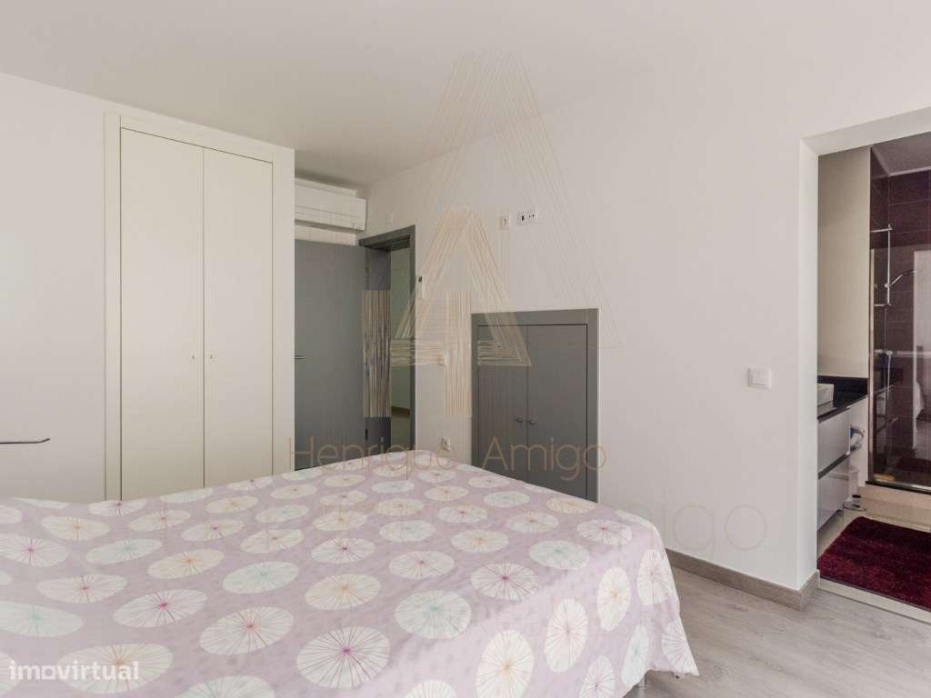 Moradia T4 com piscina em Castelo (Sesimbra)-14