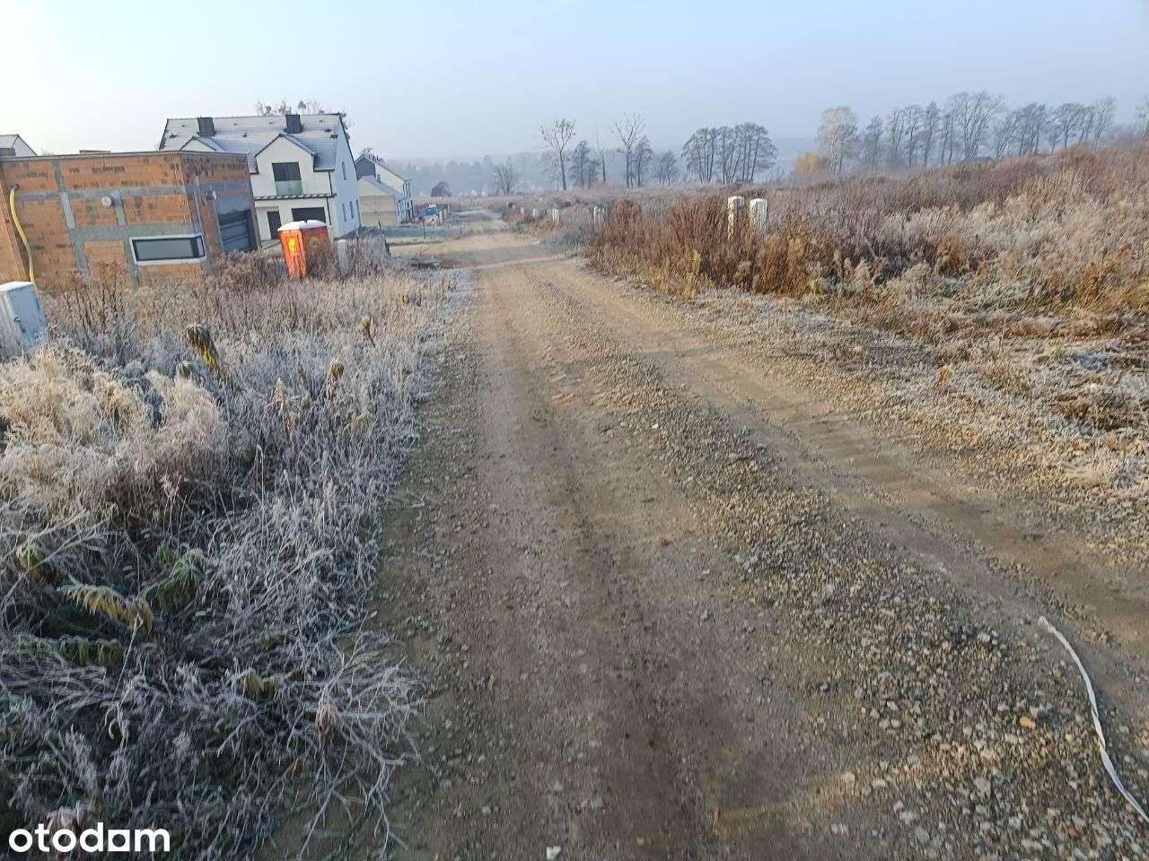 600 m od Kórnika, 100 m od jeziora, prąd, woda - Pełny obrazek: 4/5