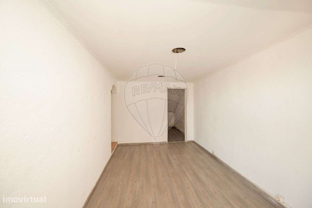 Moradia T4 para venda-24