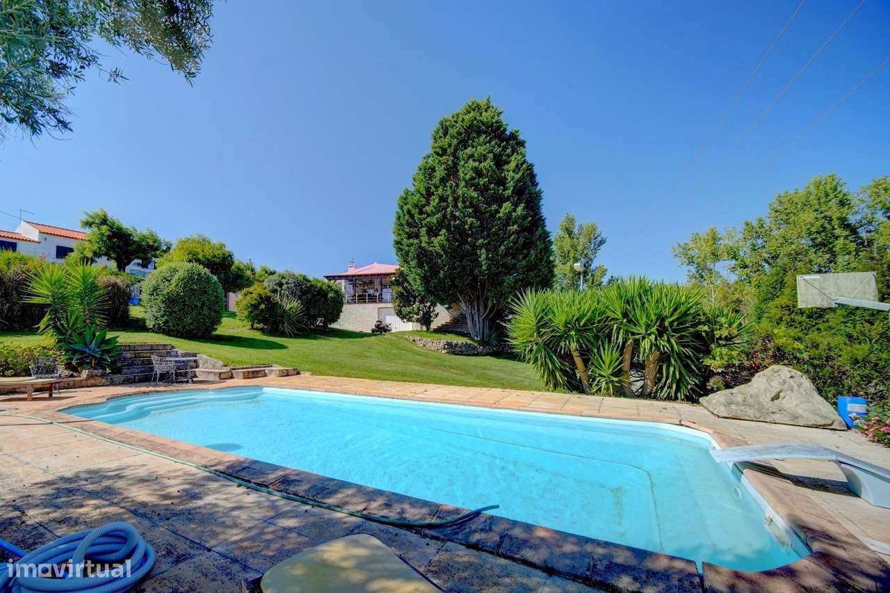 Quinta com Casa Tradicional com Piscina e Terreno de 8.800 m² - Grande imagem: 5/36