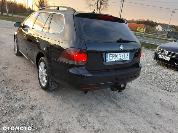 Volkswagen Golf 1.6 TDI DPF Highline - 7