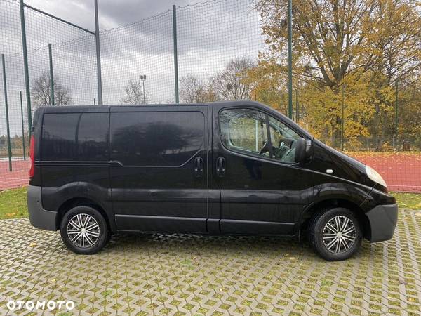 Renault Trafic - 10