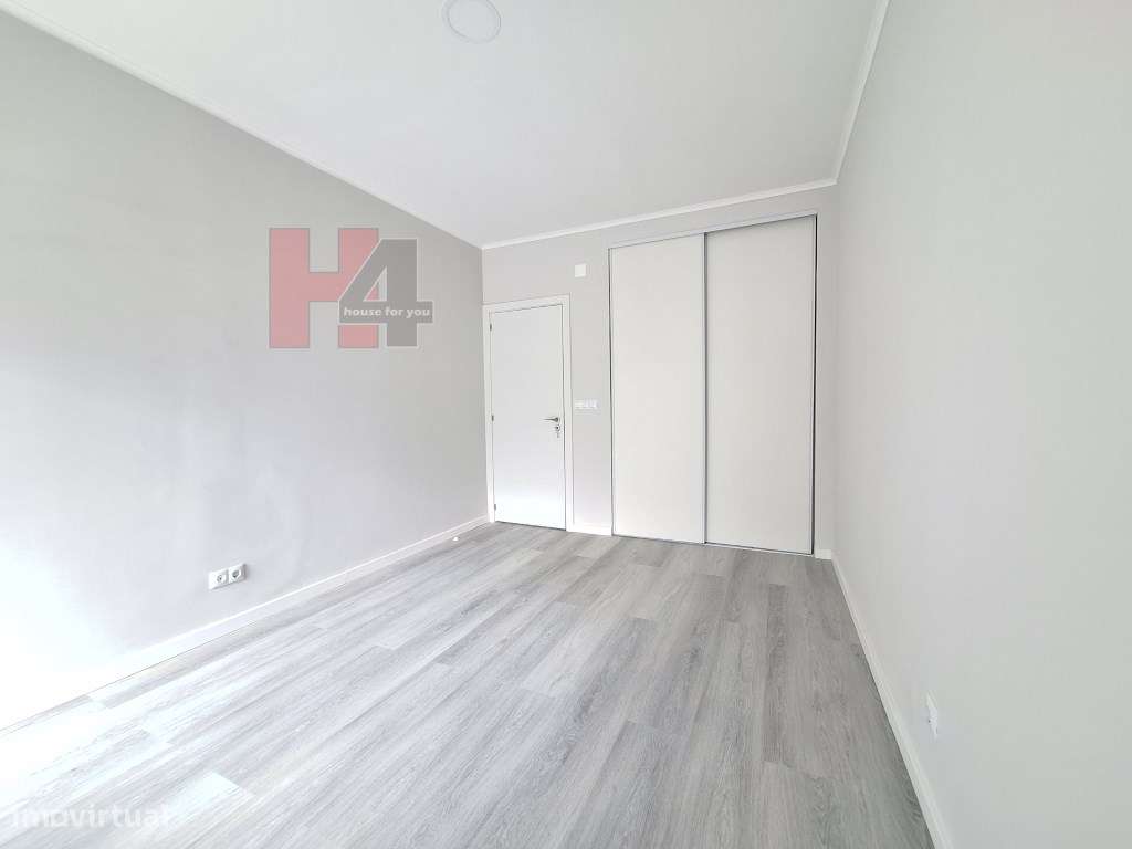 Apartamento T2 totalmente remodelado em Oeiras próximo da praia-26