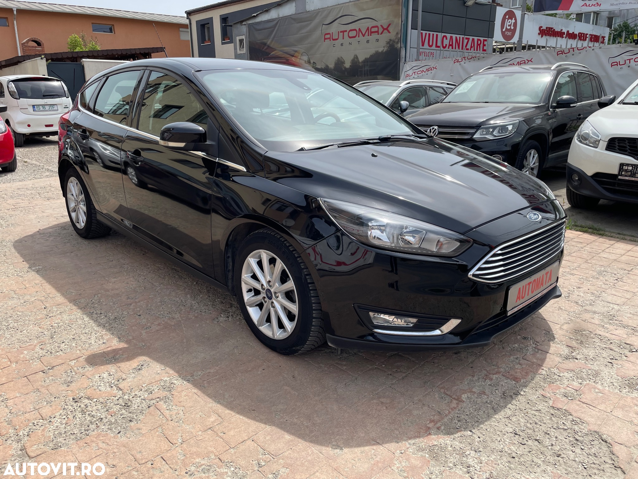 Ford Focus 1.5 EcoBlue Start-Stopp-System Aut. TITANIUM - 2