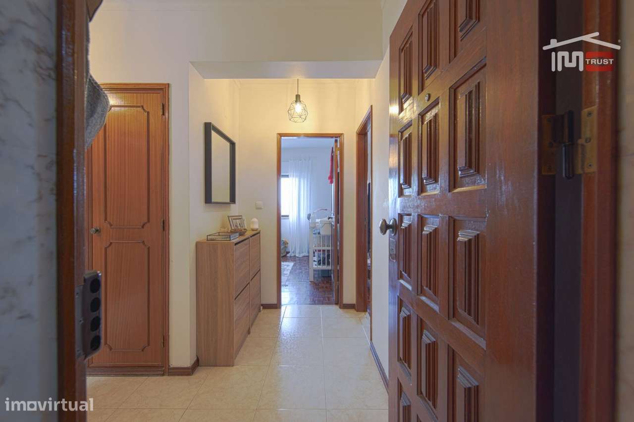 Apartamento T2 em Rio do Mouro  Excelente Oportunidade - Grande imagem: 5/18