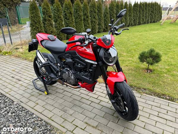 Ducati Monster - 10