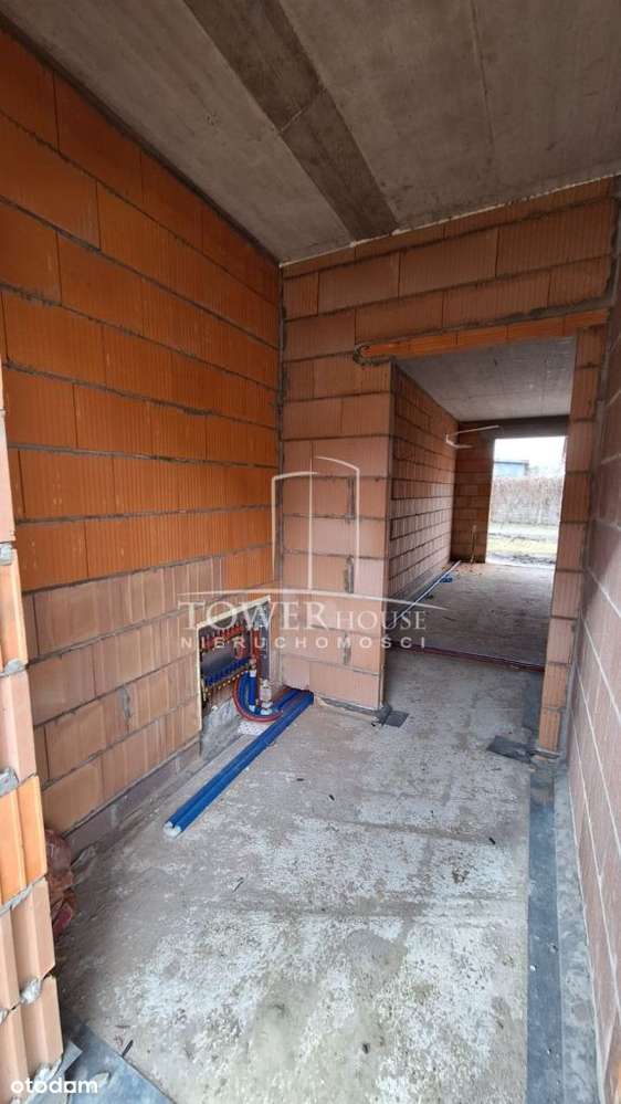 Ostatnie.....62 m2+Ogr.42 m2+ 2 Miejsca, S-8 1.2Km-3