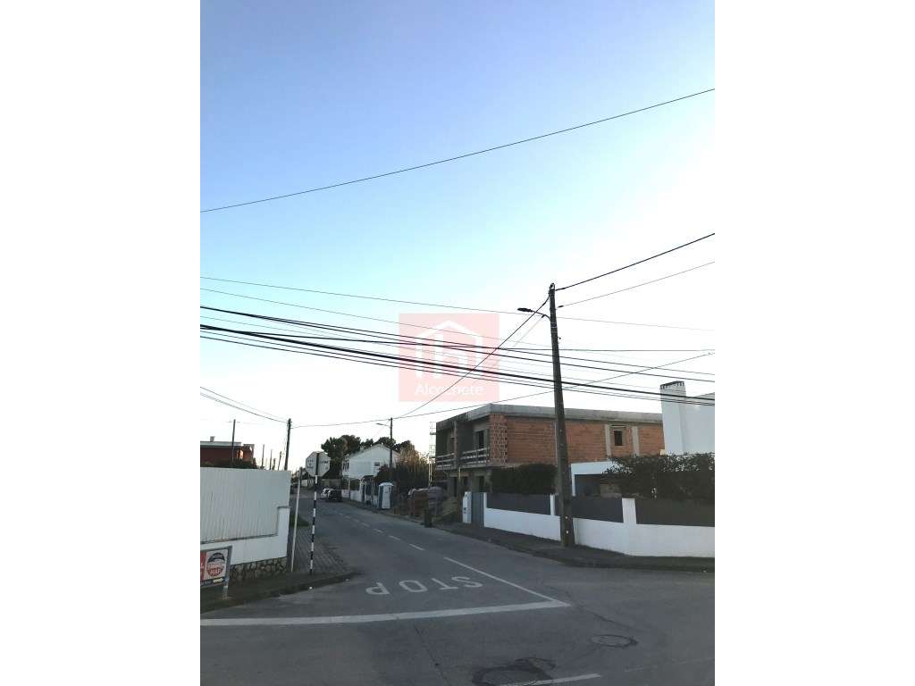 Moradia Bi-familiar T4 com Piscina em Fernão Ferro - Grande imagem: 4/12