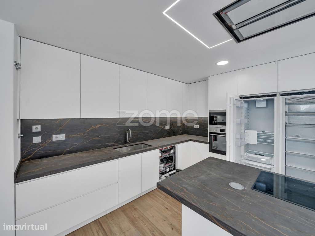 Moradia T6 Famões-8